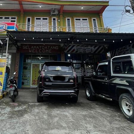Hotel Lucky 21 Syariah Mitra Reddoorz Lubuklinggau Exteriör bild