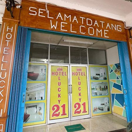 Hotel Lucky 21 Syariah Mitra Reddoorz Lubuklinggau Exteriör bild